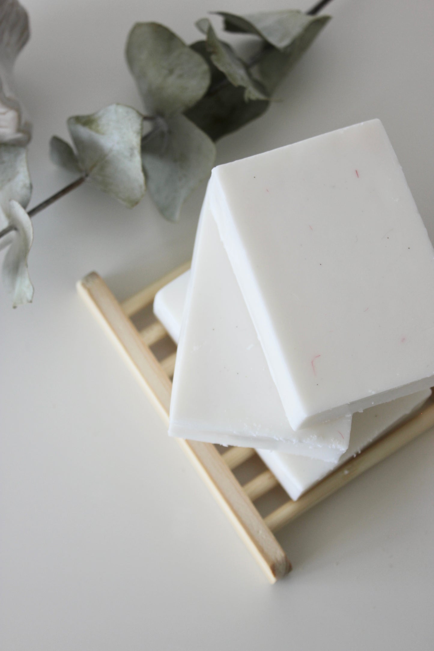 GOAT'S MILK & BEEF TALLOW SHAVE BAR